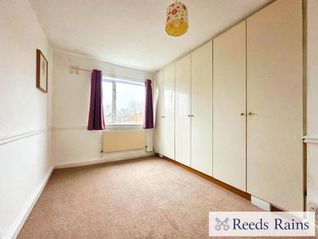 3 bedroom apartment to rent - Photo 4