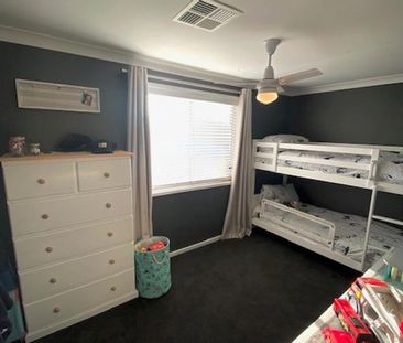 2 Tanunda Close, Holmesville NSW 2286 - House For Rent | Domain - Photo 4