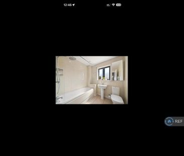 3 bedroom end of terrace house to rent - Photo 5