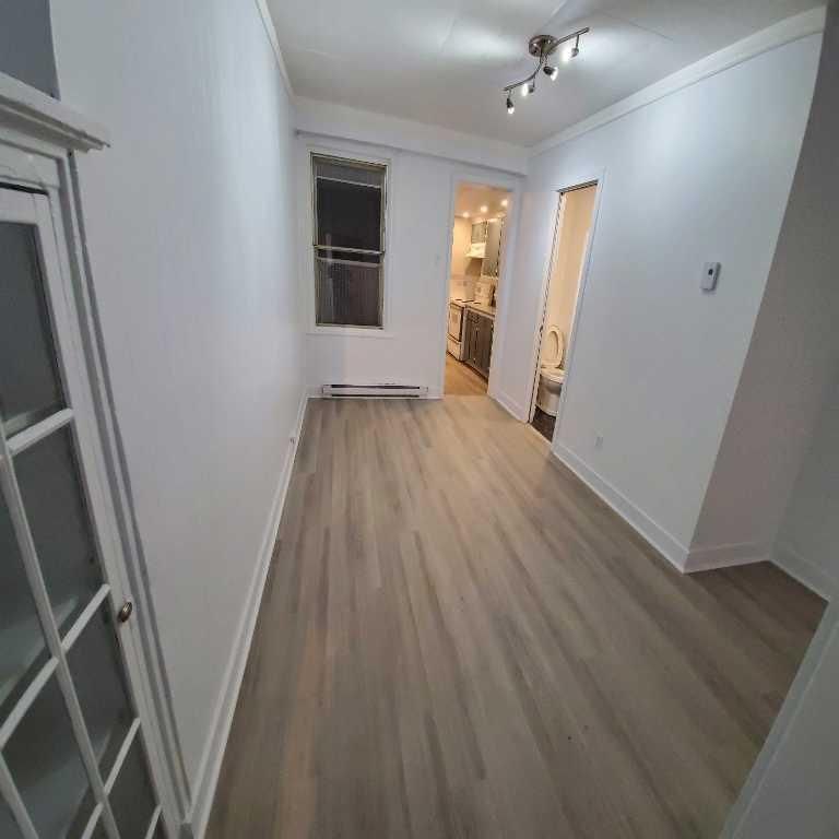 4 1/2 à louer à Montréal, 1395$/mois - Photo 1