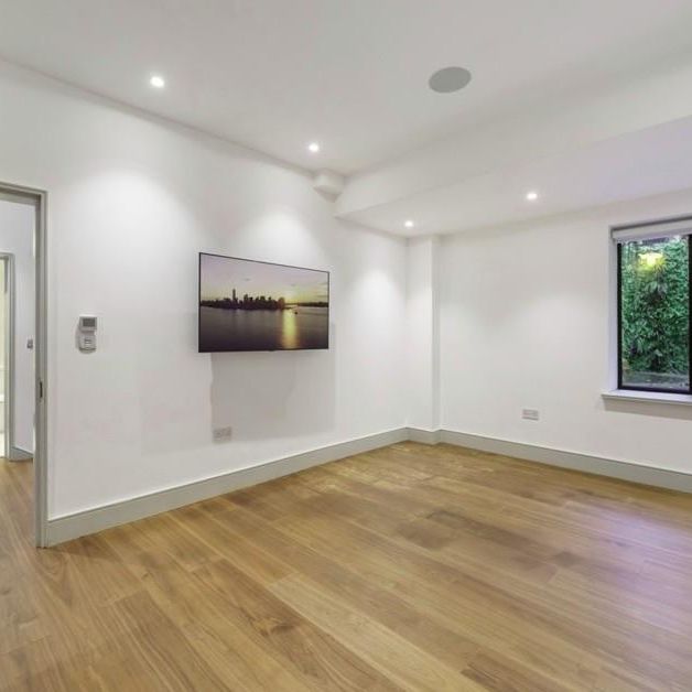 Gayton Road, Hampstead, London, NW3 - Photo 1