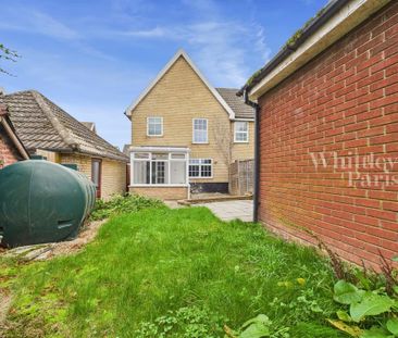3 bedroom semi-detached house to rent - Photo 5