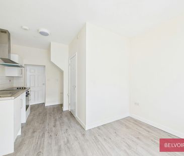 Flat to rent on - Photo 6