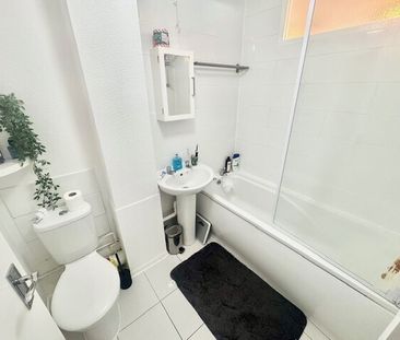 Falkland Court, Braintree, CM7 - Photo 2