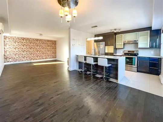 6940 20e Avenue - Photo 1