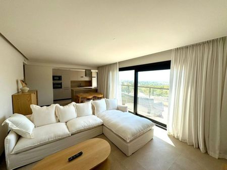 3 room luxury Apartment for rent in Marbella, Spain - Photo 4