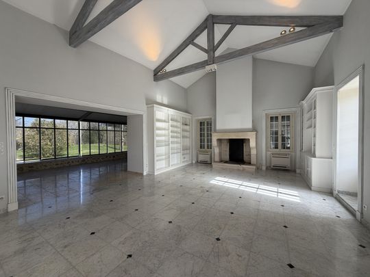 Location Maison 7 pièces 243m² NERAC 47600 - Photo 1