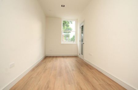 1 bedroom house to rent - Photo 2