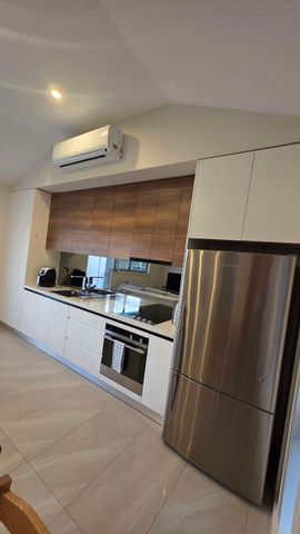 Beverly Hills - Photo 4