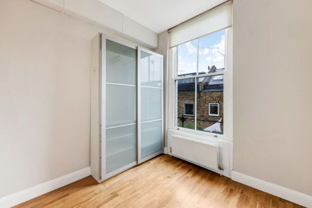 2 Bedroom Apartment To Let - Photo 5