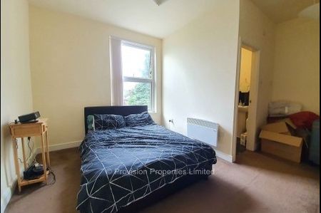 1 Bedroom Apartments in Leeds - Photo 2