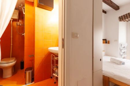 Via Felice Casati, Milan, Lombardy 20124 - Photo 2