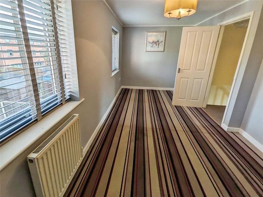 2 bedroom end of terrace house to rent - Photo 1