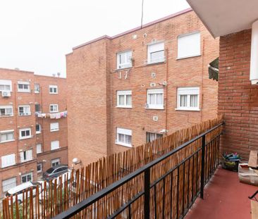 Calle de Ocaña, Madrid, Community of Madrid 28047 - Foto 4