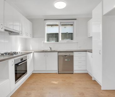 39 Eveline Street, Brunswick VIC 3056 - Photo 1