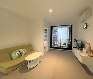Modern & Fully Furnished One-Bedroom Living in Melbourne CBD - Photo 3
