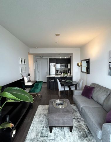 For Lease - 56 Annie Craig Drive, Toronto, Ontario - Photo 4