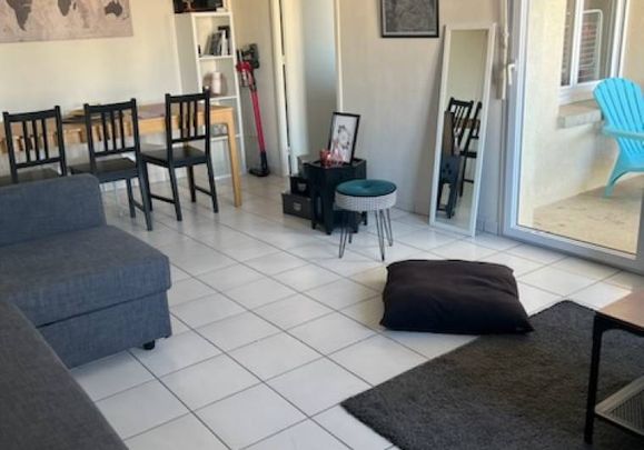 Appartement T2 bis - Proche lycée Saint- Jacques de Compostelle - Photo 1
