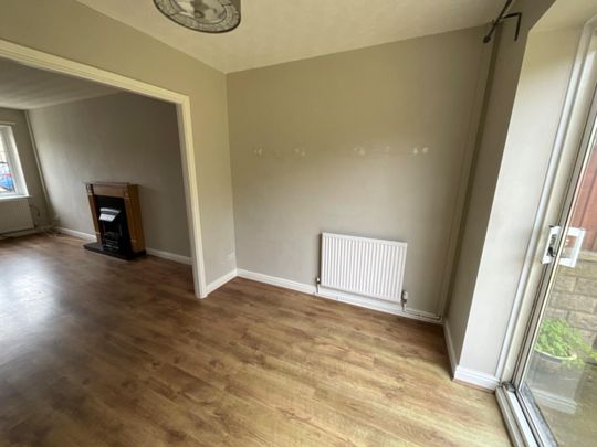3 bedroom House To Let - Photo 1