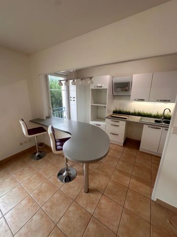 Location Appartement 3 pièces 61m² OZOIR LA FERRIERE 77330 - Photo 2