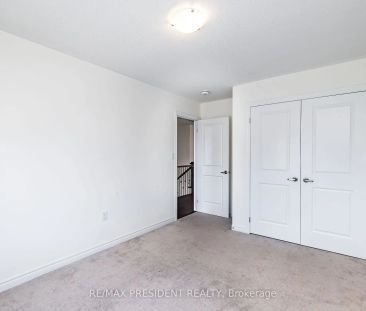 Condo Townhouse For Lease | W9244604 - Photo 1