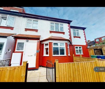 Studio to rent - Photo 6