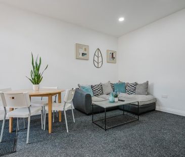 4 bedroom terraced house to rent - Photo 4