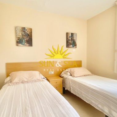 2-BEDROOM APARTMENT WITH GARAGE AND SPORTS FACILITIES IN BENIDORM - Foto 1