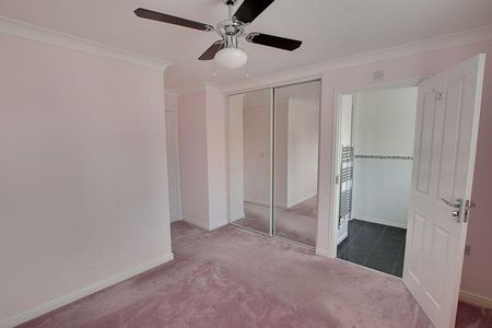 3 bedroom terraced house to rent - Photo 5