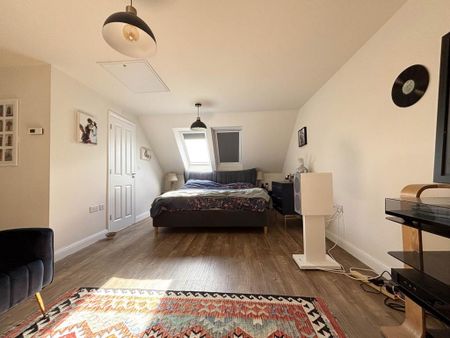 3 bedroom semi-detached house to rent - Photo 4