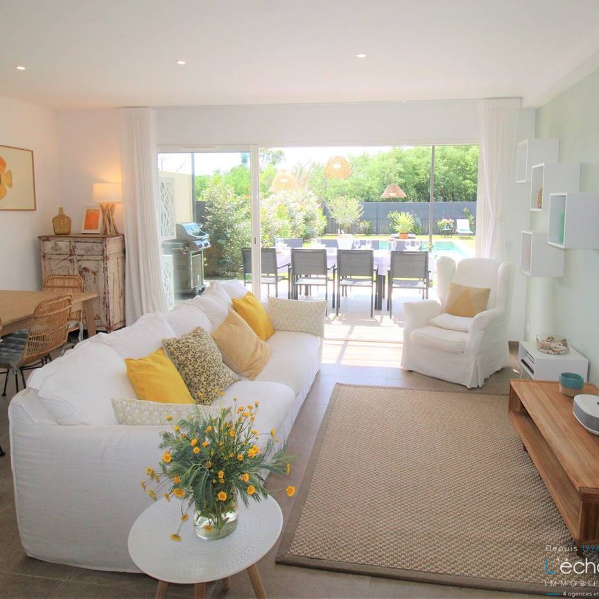 Villa pour 8 personnes avec piscine privée et plage à pied à Grimaud - Photo 1