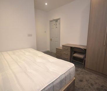 1 bedroom Flat To Let - Photo 1