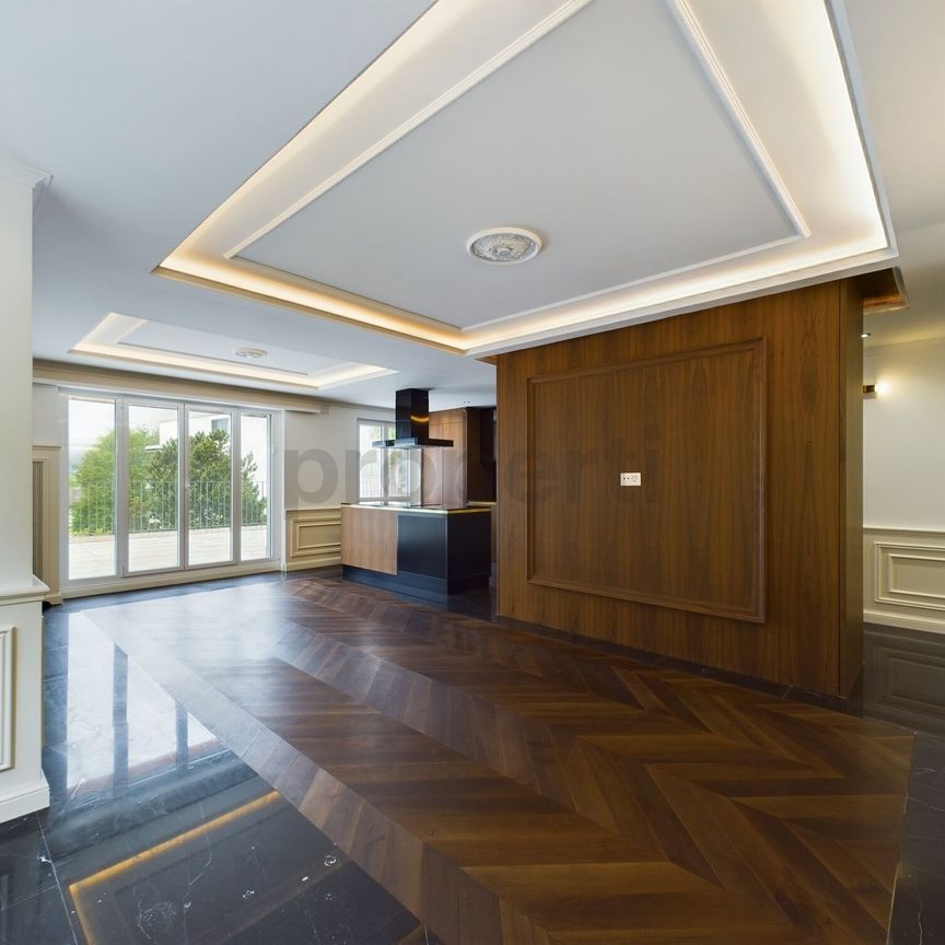 Modern 4.5-room apartment with spacious terrace and garden in Küsnacht - Foto 1