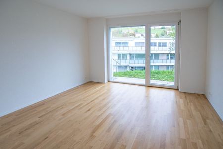 Moderne 3.5-Zi. Wohnung mit Sitzplatz - Foto 3