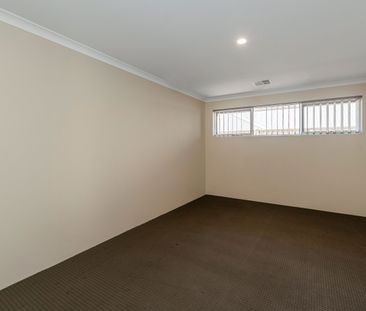 Four Bedroom Family Home in Baldivis - Photo 6