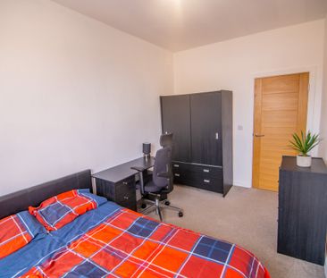 Flat K, Nova 1, George Cayley Drive - Photo 2