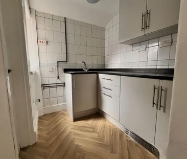 Queensberry Road, Burnley - Photo 6