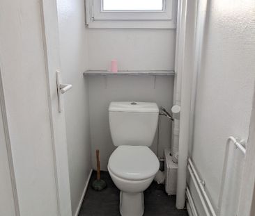 Location Appartement 3 pièces 67m² - Photo 3