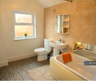 2 bedroom terraced house to rent - Photo 5