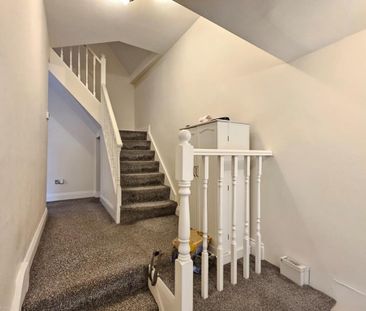 2 bedroom maisonette to rent - Photo 1