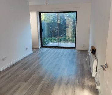 2 Bed Terraced House, Church Mews, NG2 - Photo 1