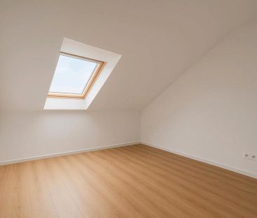 Vermiete neurenovierte 3 Zimmer Wohnung in Zwickau-Hüttelsgrün - Foto 1