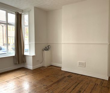 4 bedroom terraced house to rent - Photo 4