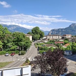 Location Appartement à RIVES - Photo 2