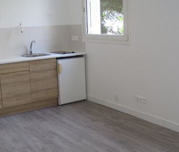 Location Appartement 1 pièce 20m² CHATOU 78400 - Photo 1