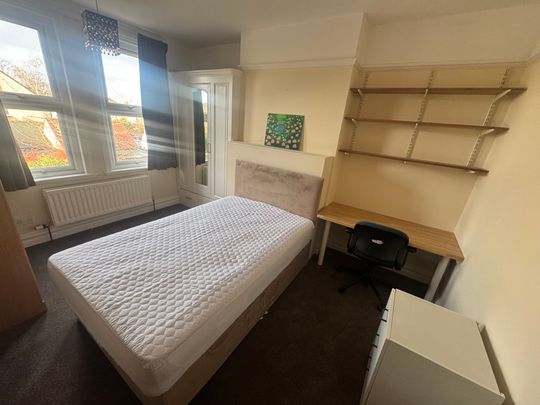 Surrey Road, North Harrow - Photo 1