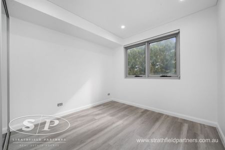 Luxury 2 Bedroom Apartment - Photo 5