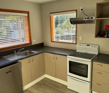 Charming 2BR Home in St Martins! - Photo 5