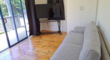 3bdrm Fully Furnished House Mid Term Rental - Photo 5