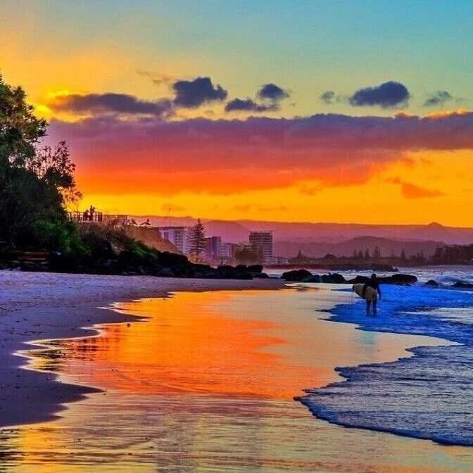 Coolangatta - Photo 1